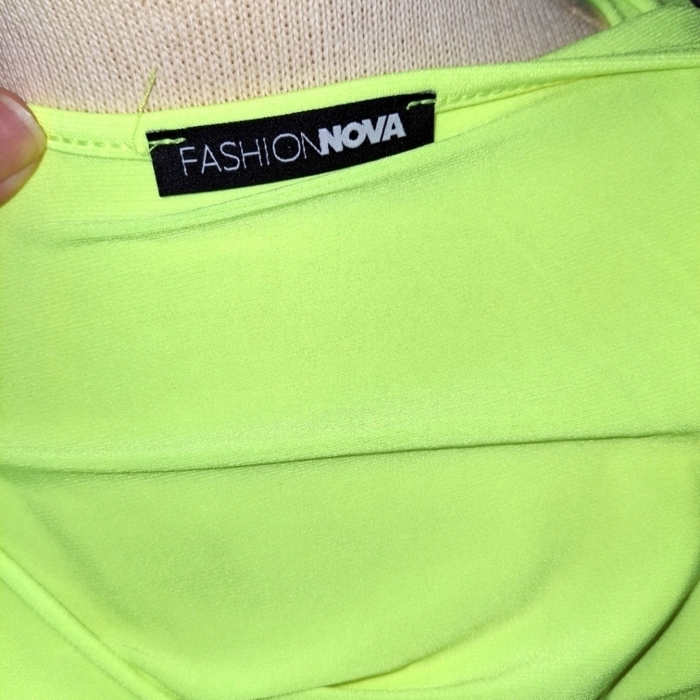 Fashion Nova- Lemon 🍋 Lime Bodysuit- W Sz Small - Picture 6 of 6